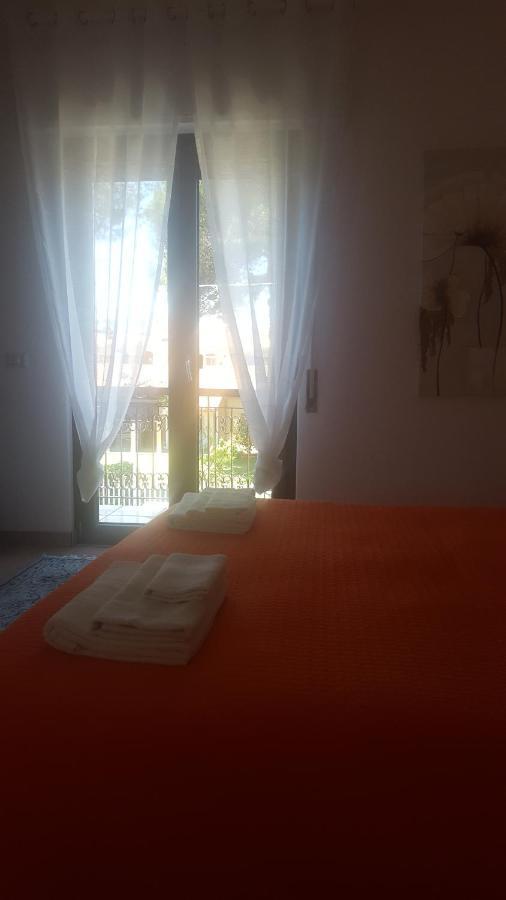 Bed and Breakfast Sole D'Oro Iun S4354 à La Maddalena  Extérieur photo