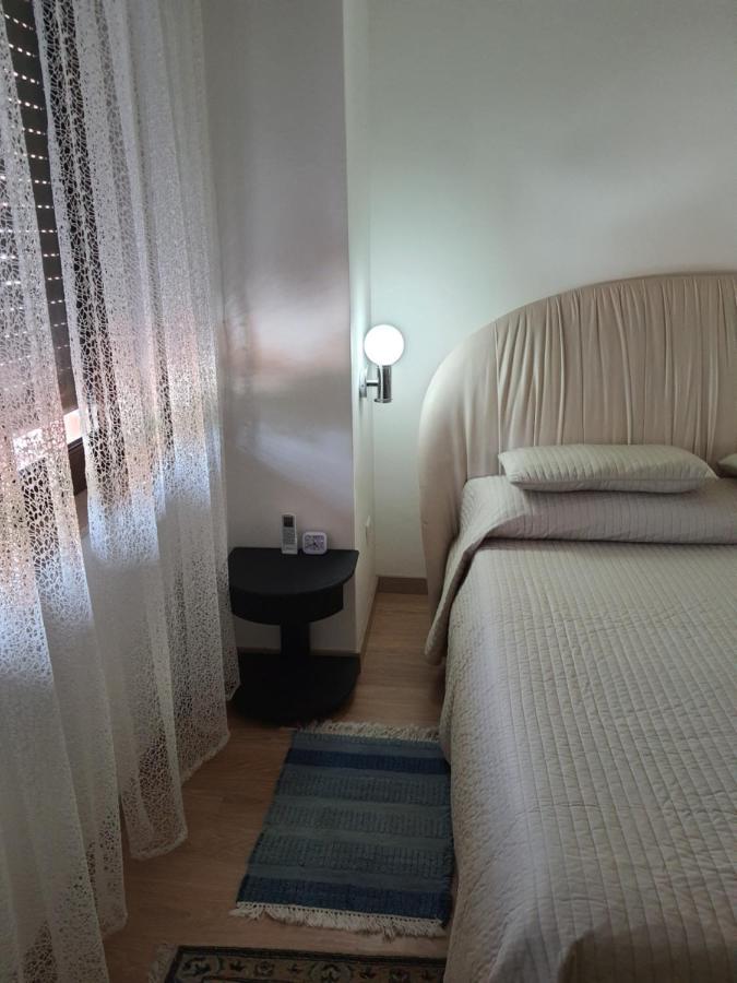 Bed and Breakfast Sole D'Oro Iun S4354 à La Maddalena  Extérieur photo